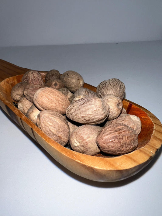 100% Organic Whole Nutmeg